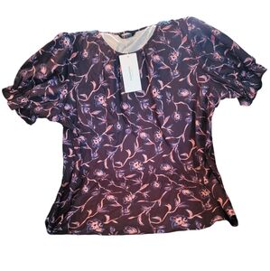 NWT BloomChic Floral Top Size 18/20